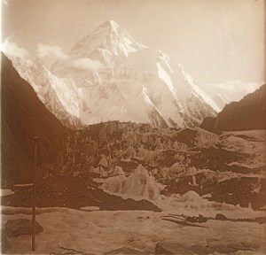 The first image of K2 as taken by Jules Jacot-Guillermod in 1902 and recently purchased in auction by Bob Schelfhout-Aubertijn in 2011.